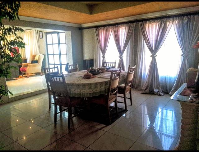 4 BEDROOM FREEHOLD FOR SALE IN WITPOORTJIE